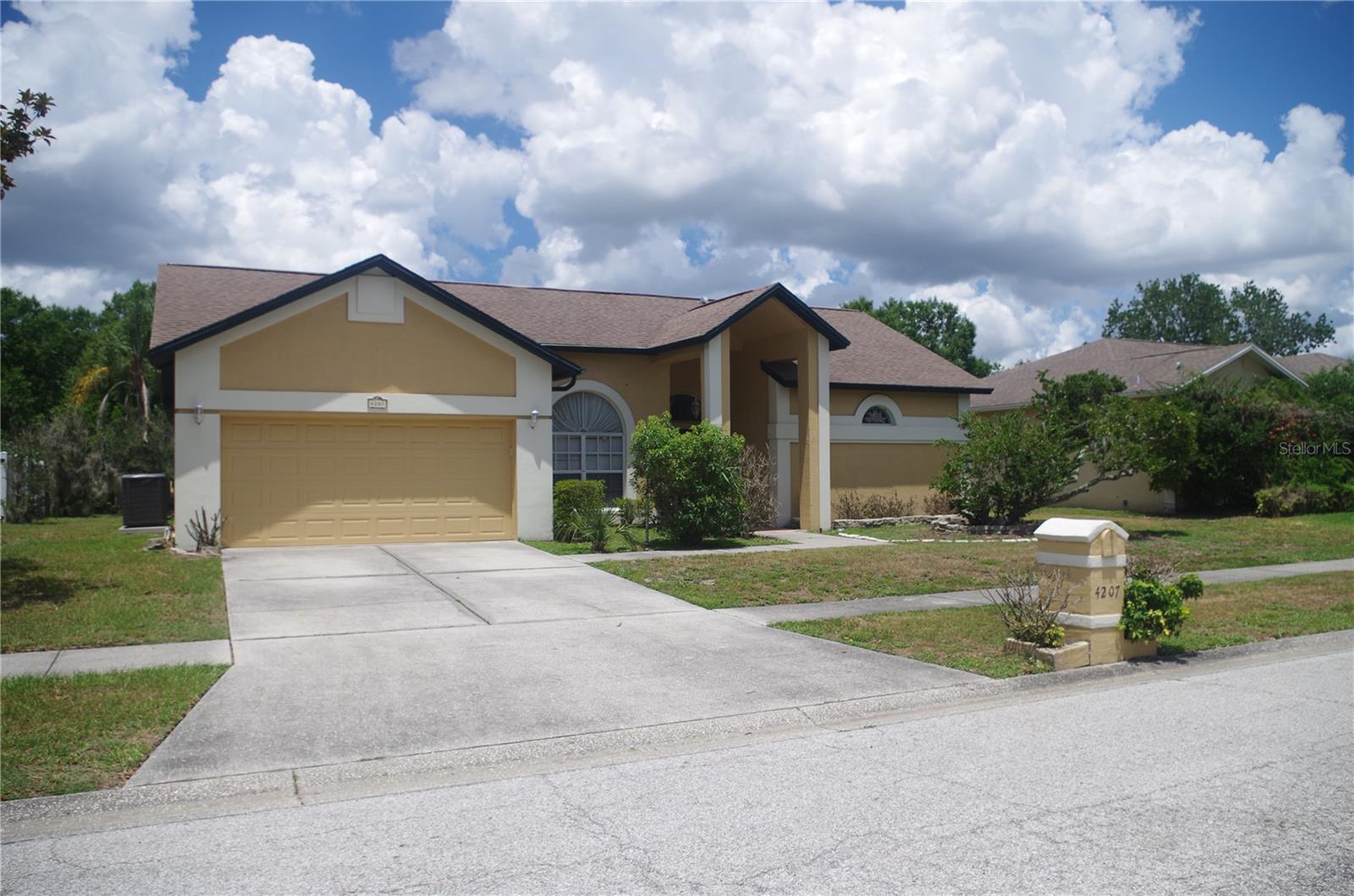 4207 ELBA PL Property Photo 1