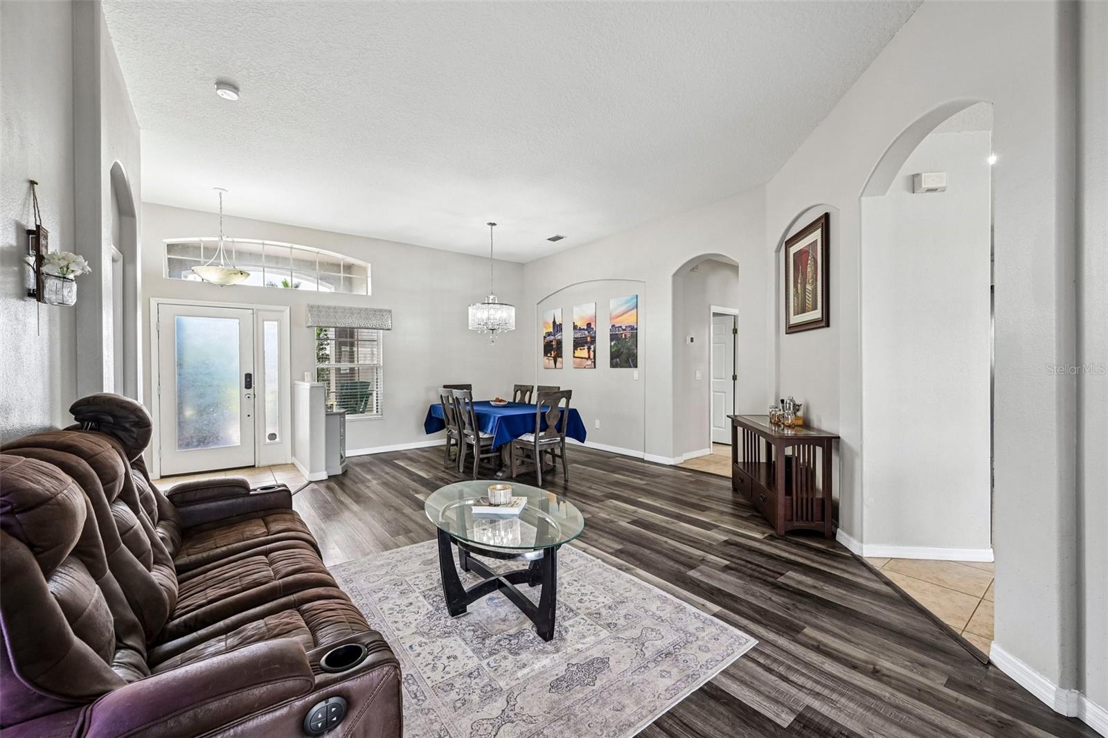 2910 127th Pl E Property Photo 2