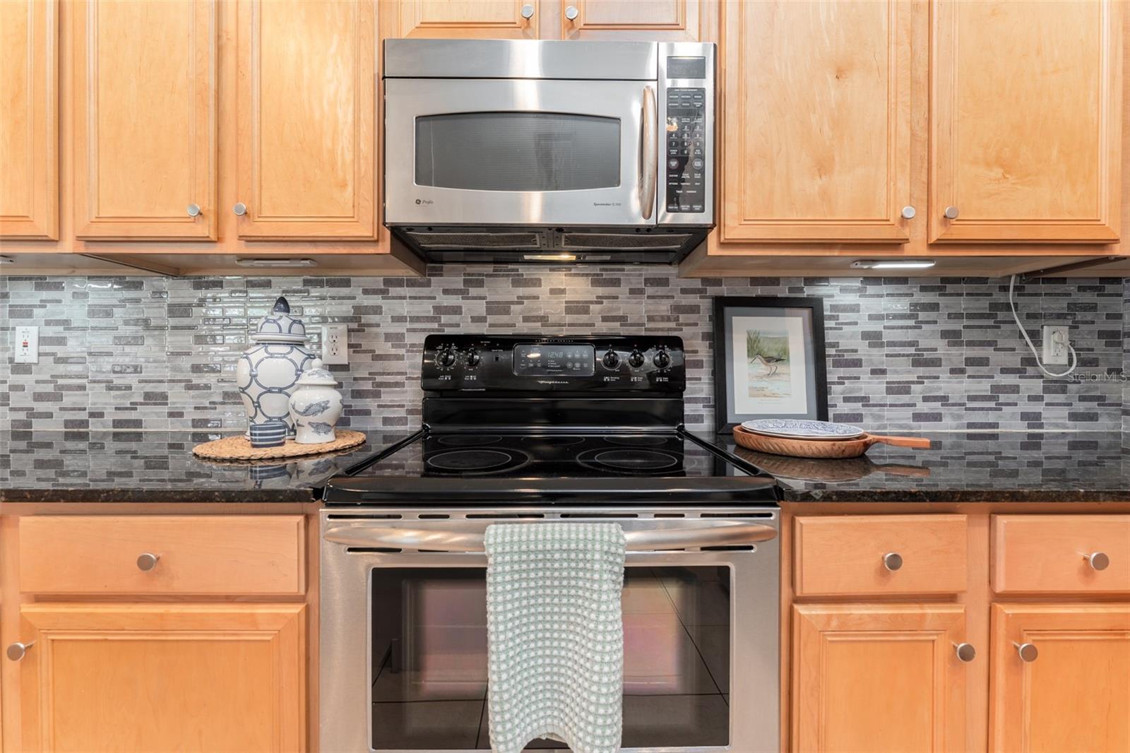 15211 Merlinglen Pl Property Photo 17