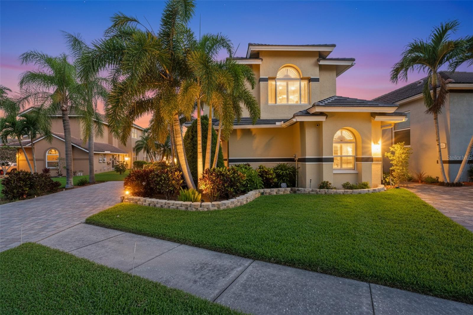 831 Symphony Isles Blvd Property Photo 1