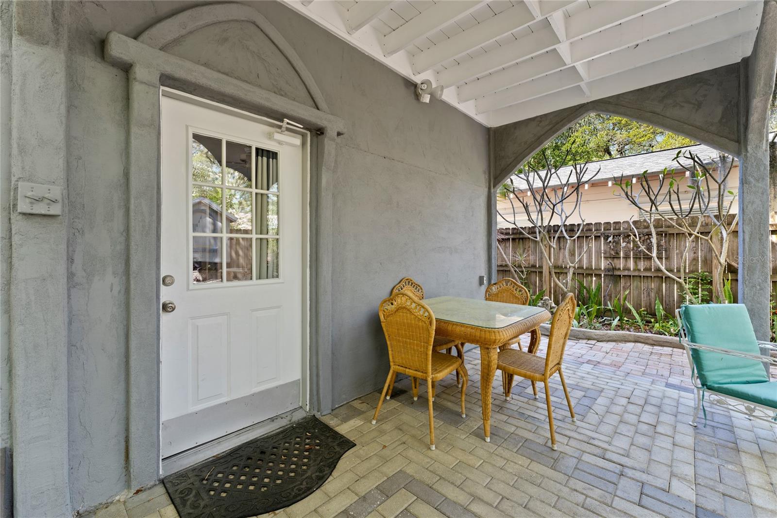 515 Crystal Beach Ave Property Photo 8