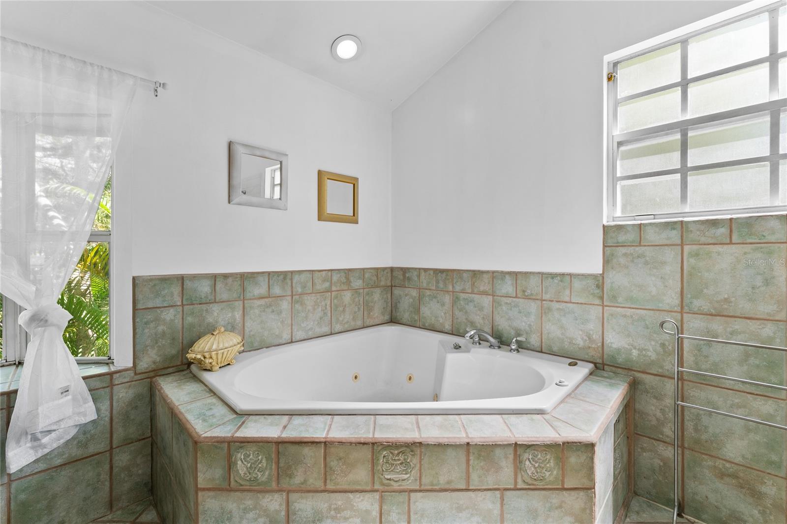 515 Crystal Beach Ave Property Photo 24