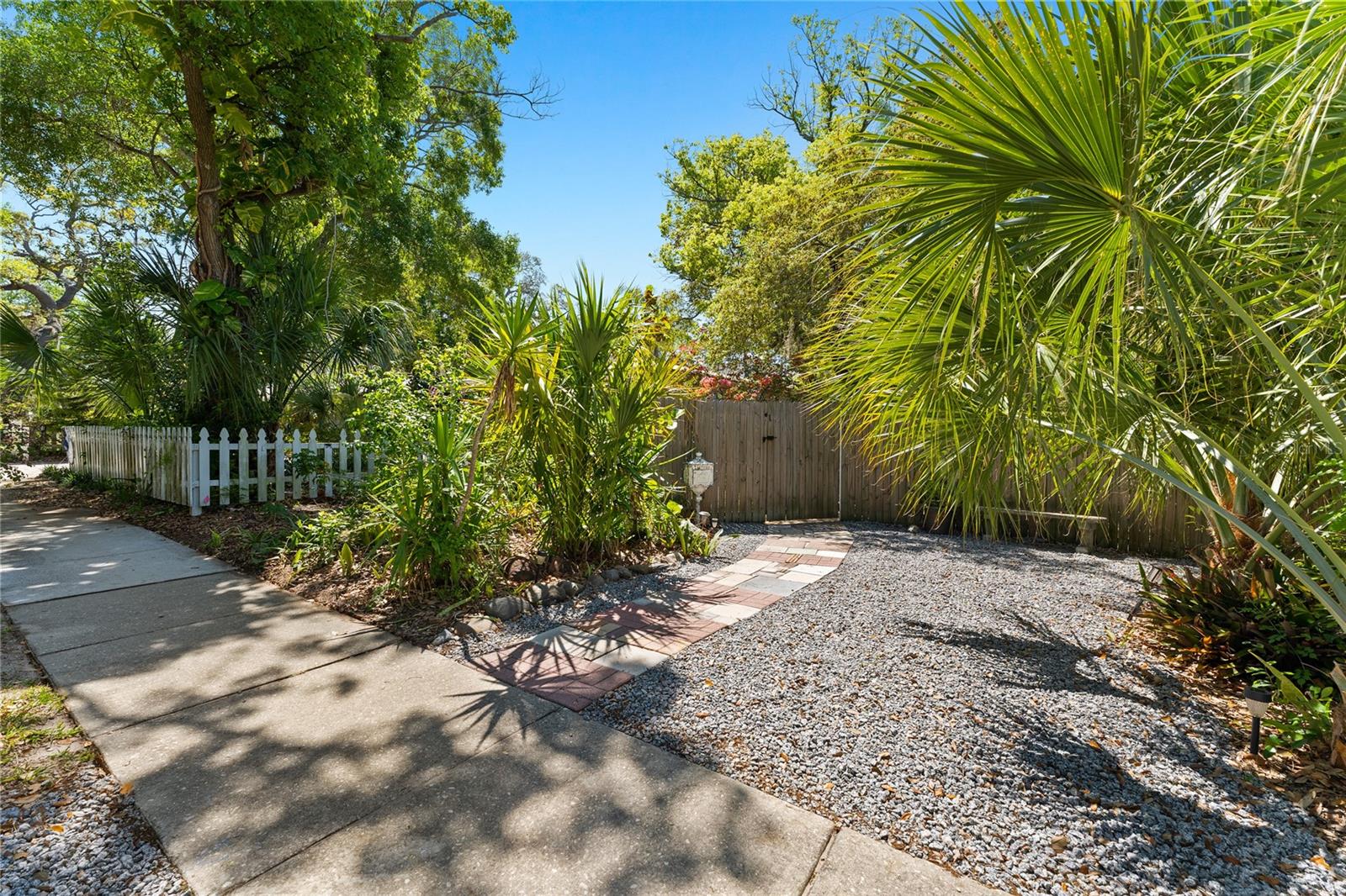 515 Crystal Beach Ave Property Photo 46