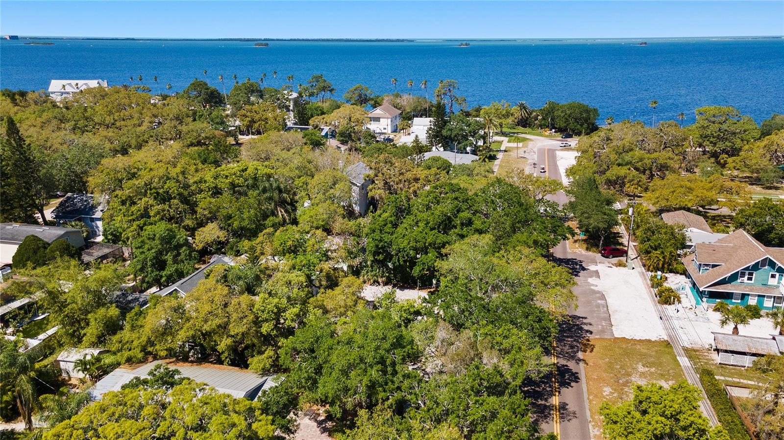 515 Crystal Beach Ave Property Photo 47