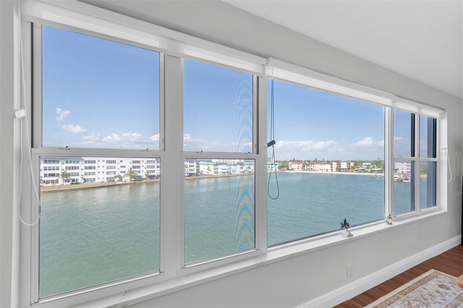 6025 SHORE BLVD S #405 Property Photo 1
