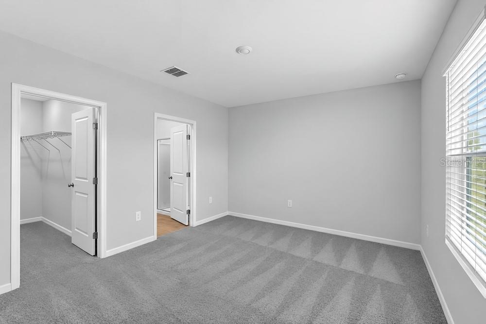 13729 Squall Ln Property Photo 5