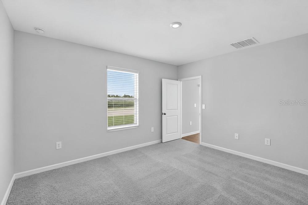 13729 Squall Ln Property Photo 13