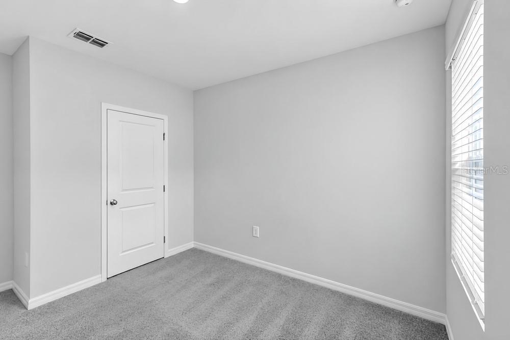 13729 Squall Ln Property Photo 17