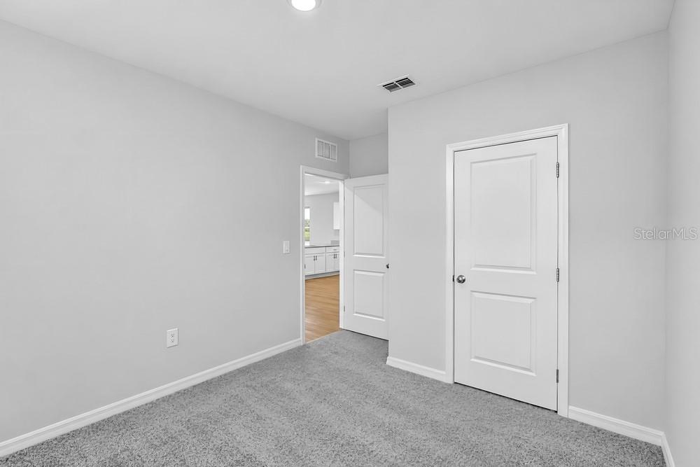 13729 Squall Ln Property Photo 18