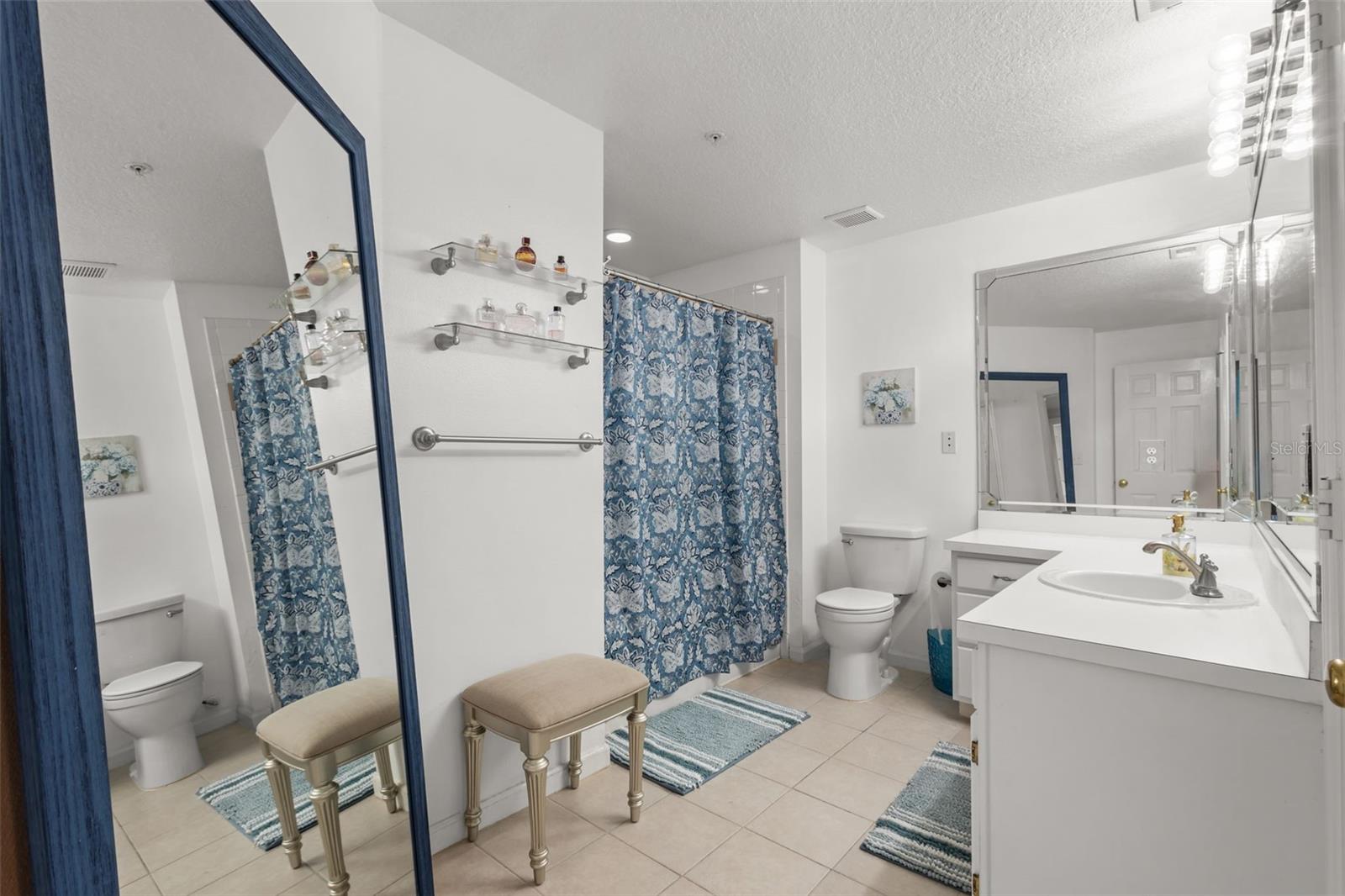 3302 Bay Club Cir #3202 Property Photo 13