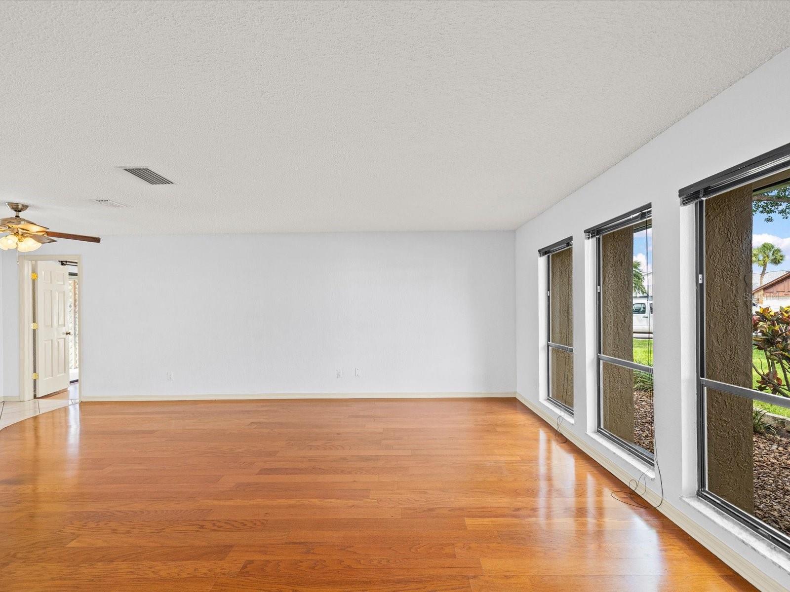 10843 Harborside Dr Property Photo 11