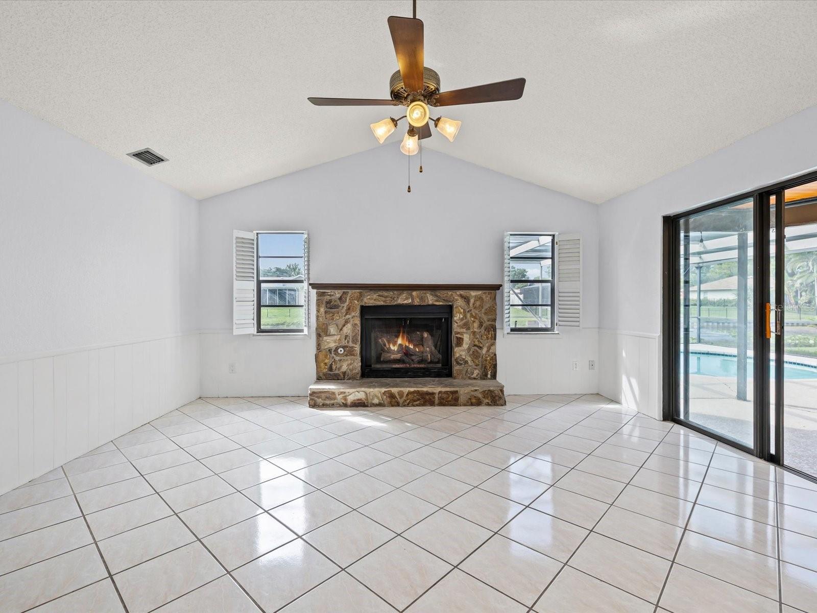 10843 Harborside Dr Property Photo 28