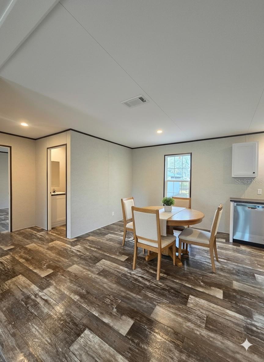 12070 Ne 63rd Pl Property Photo 6