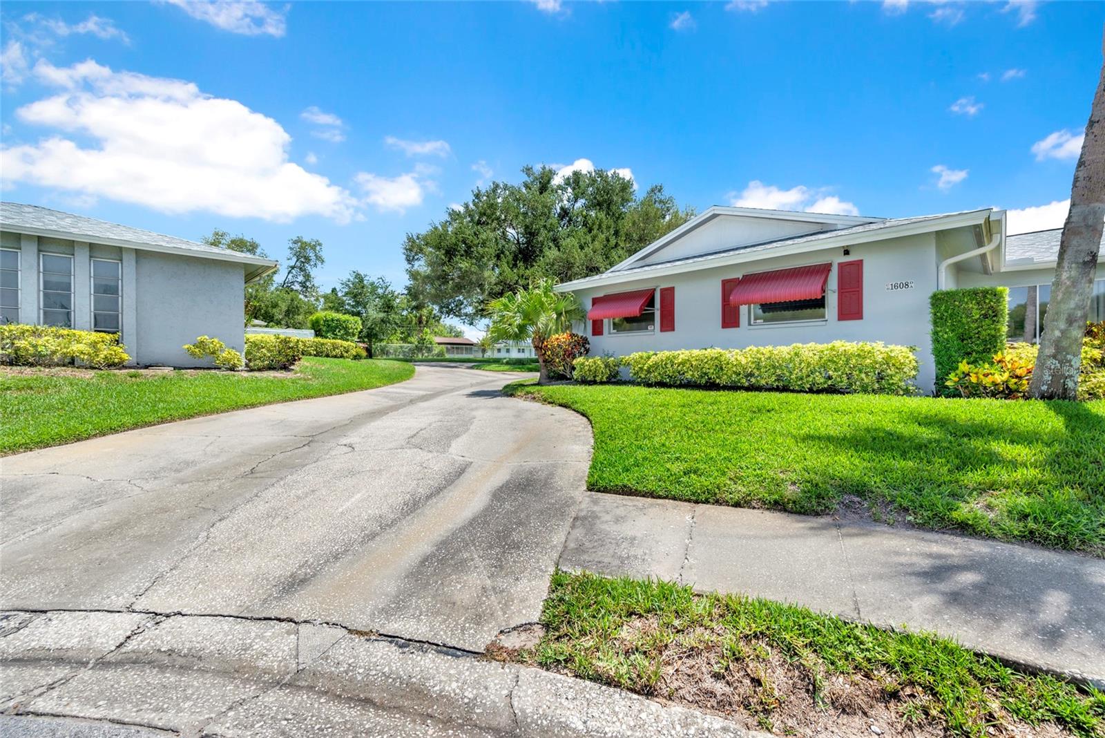 1608 Whitebridge Dr #b Property Photo 2