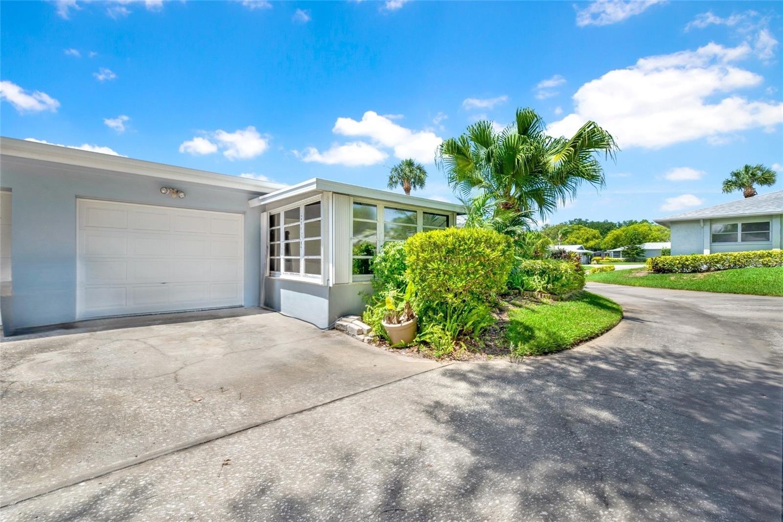 1608 Whitebridge Dr #b Property Photo 6