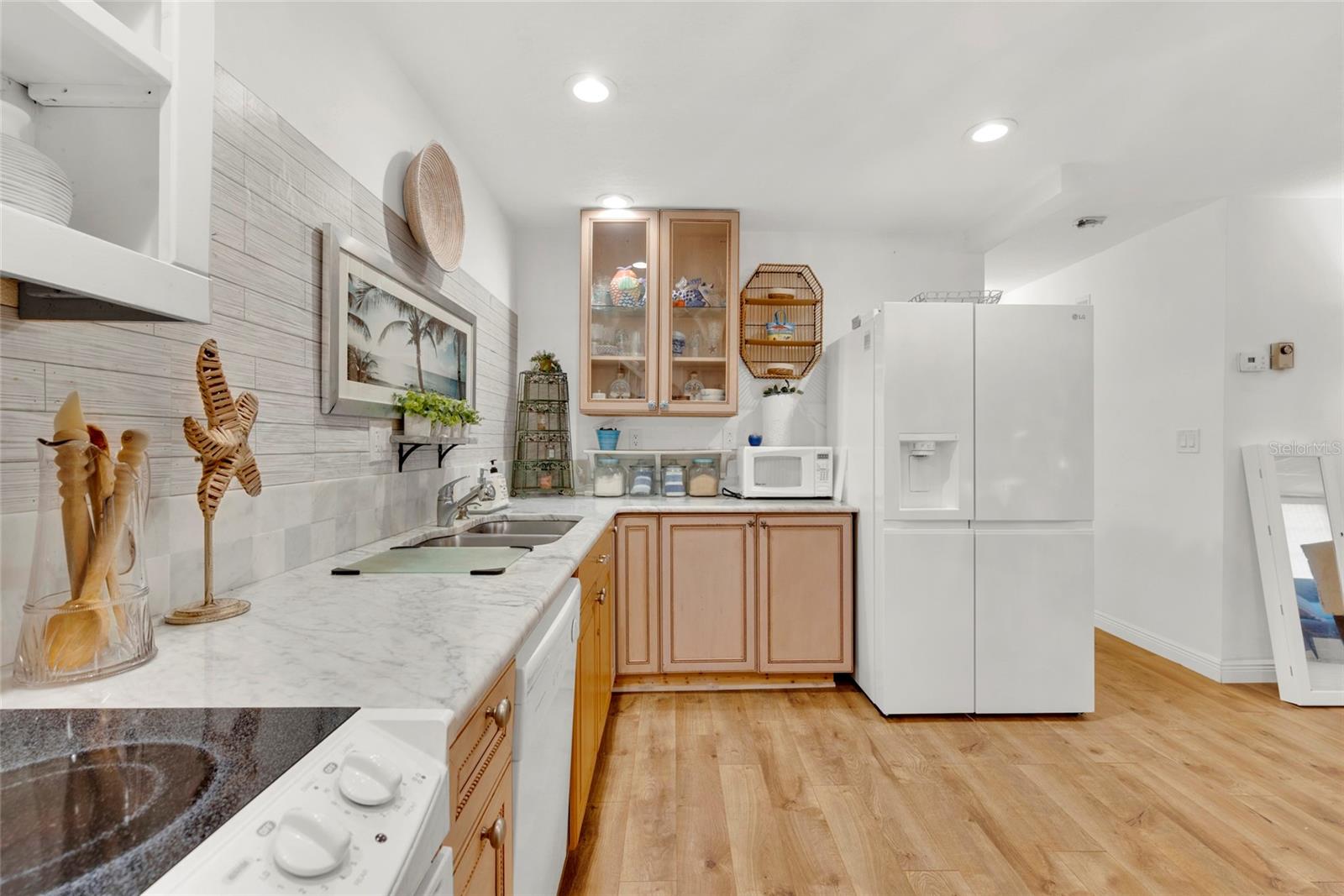 1608 Whitebridge Dr #b Property Photo 14