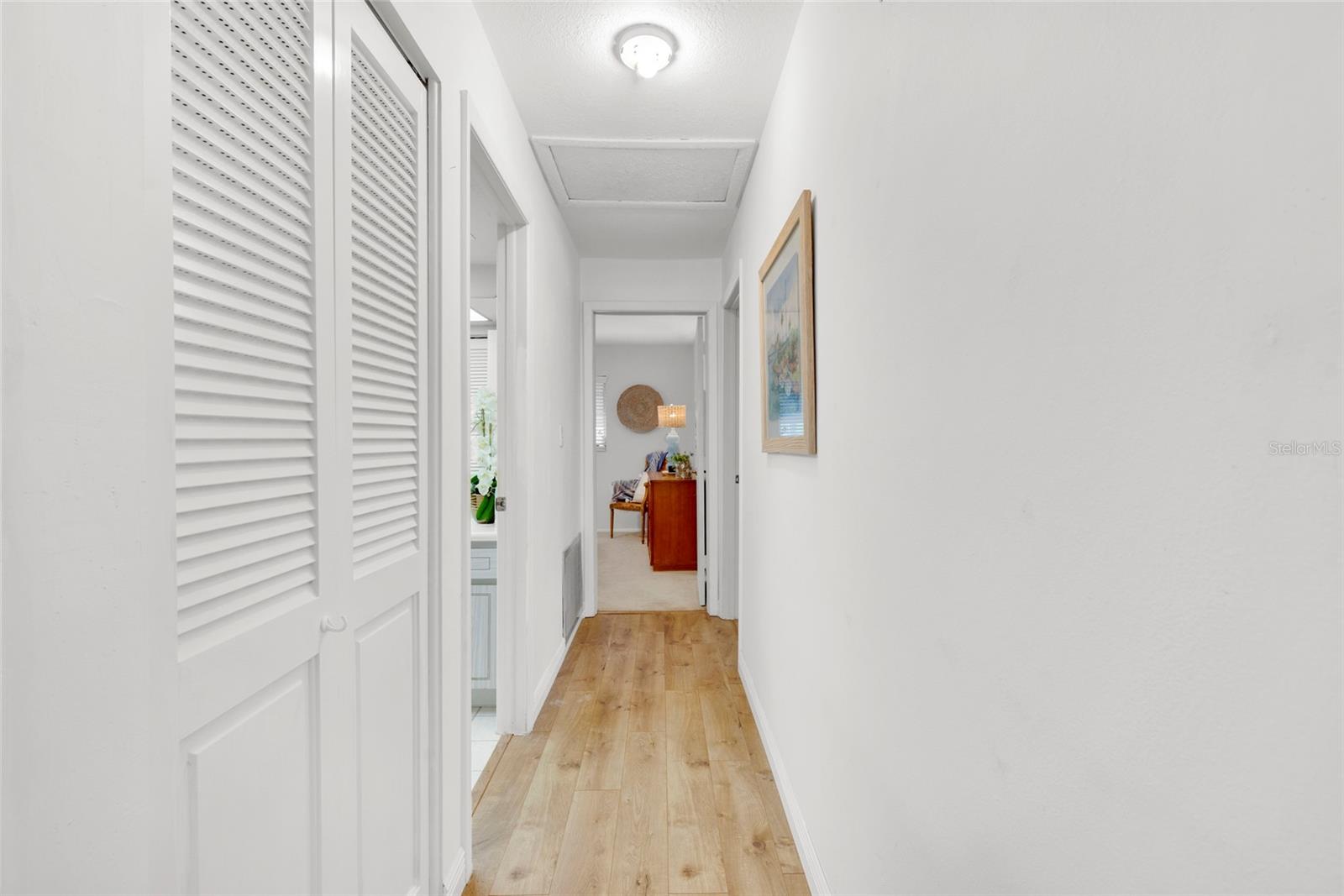 1608 Whitebridge Dr #b Property Photo 16