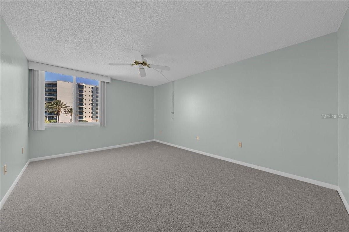 660 Island Way #301 Property Photo 13