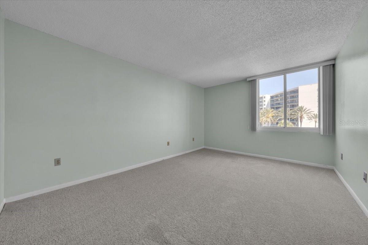 660 Island Way #301 Property Photo 17