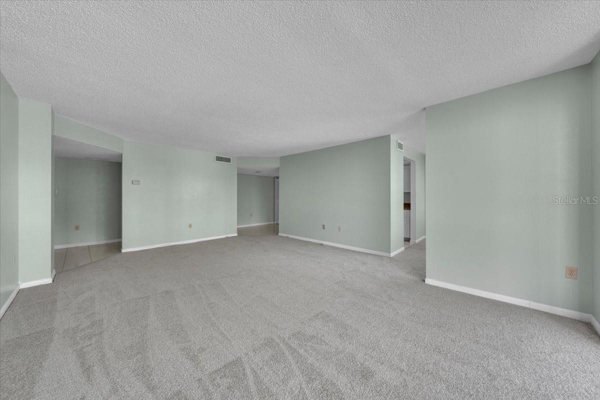 660 Island Way #301 Property Photo 25