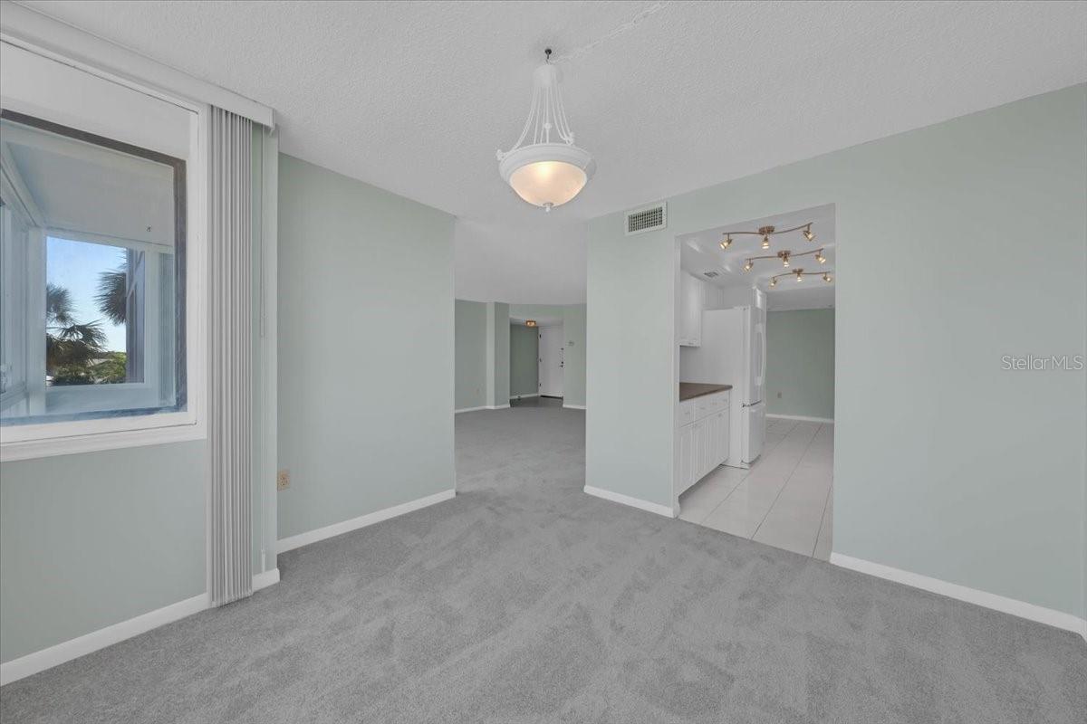 660 Island Way #301 Property Photo 28
