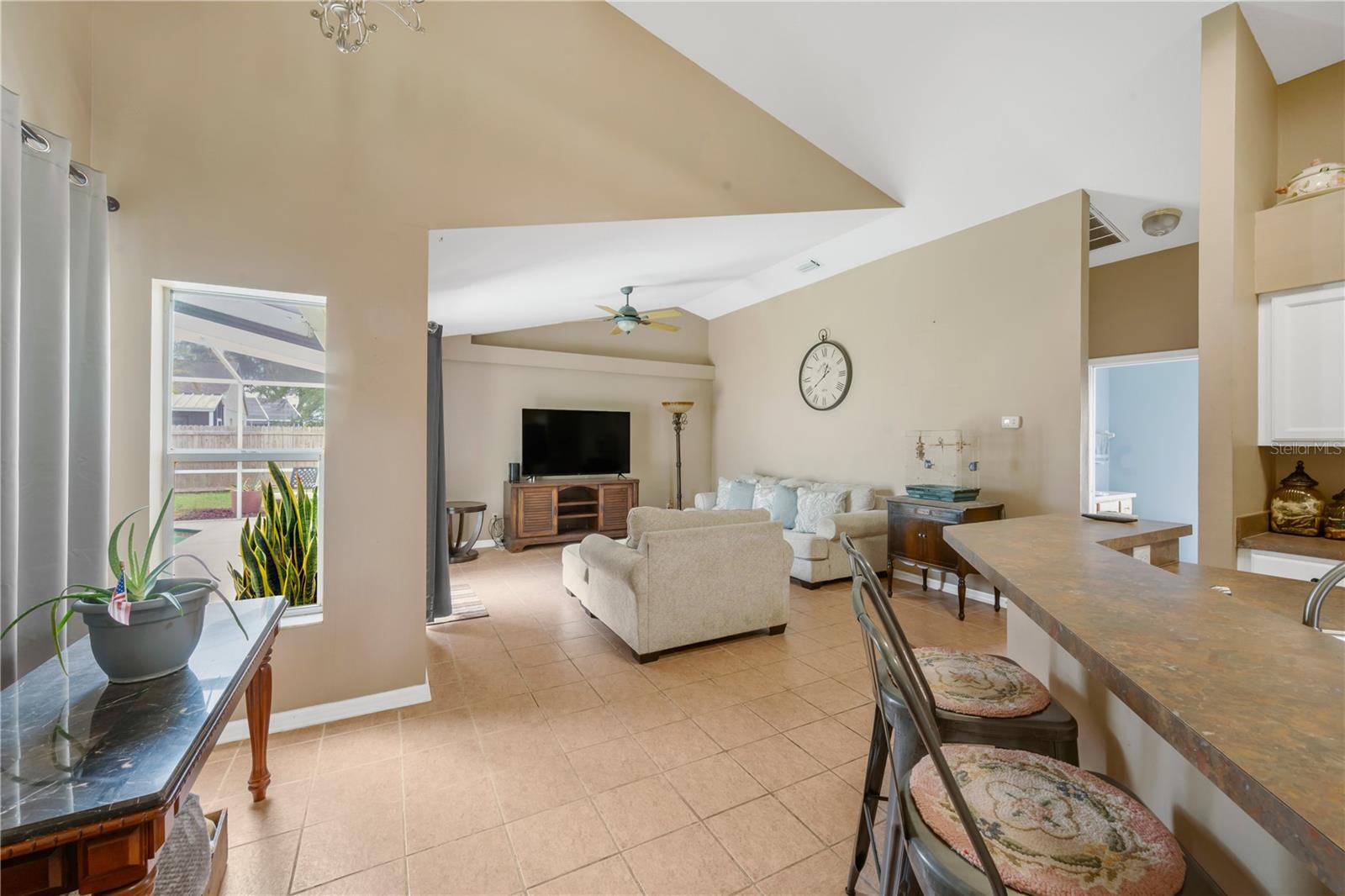18140 Palm Breeze Dr Property Photo 22