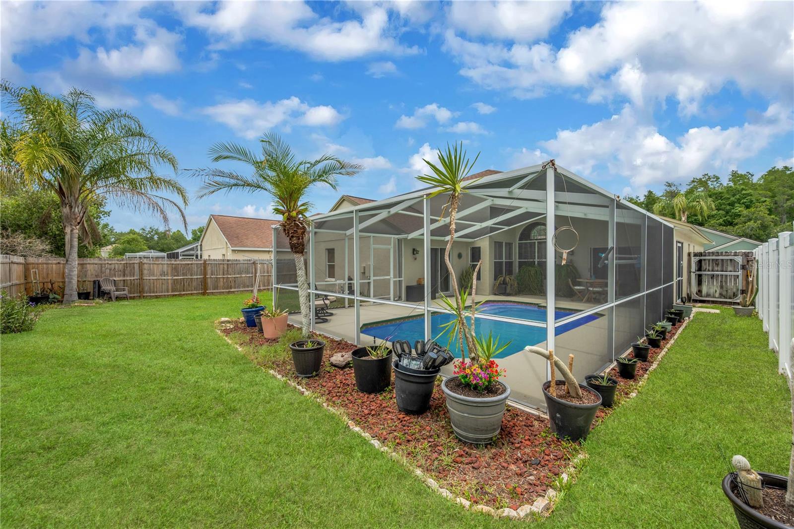 18140 Palm Breeze Dr Property Photo 36