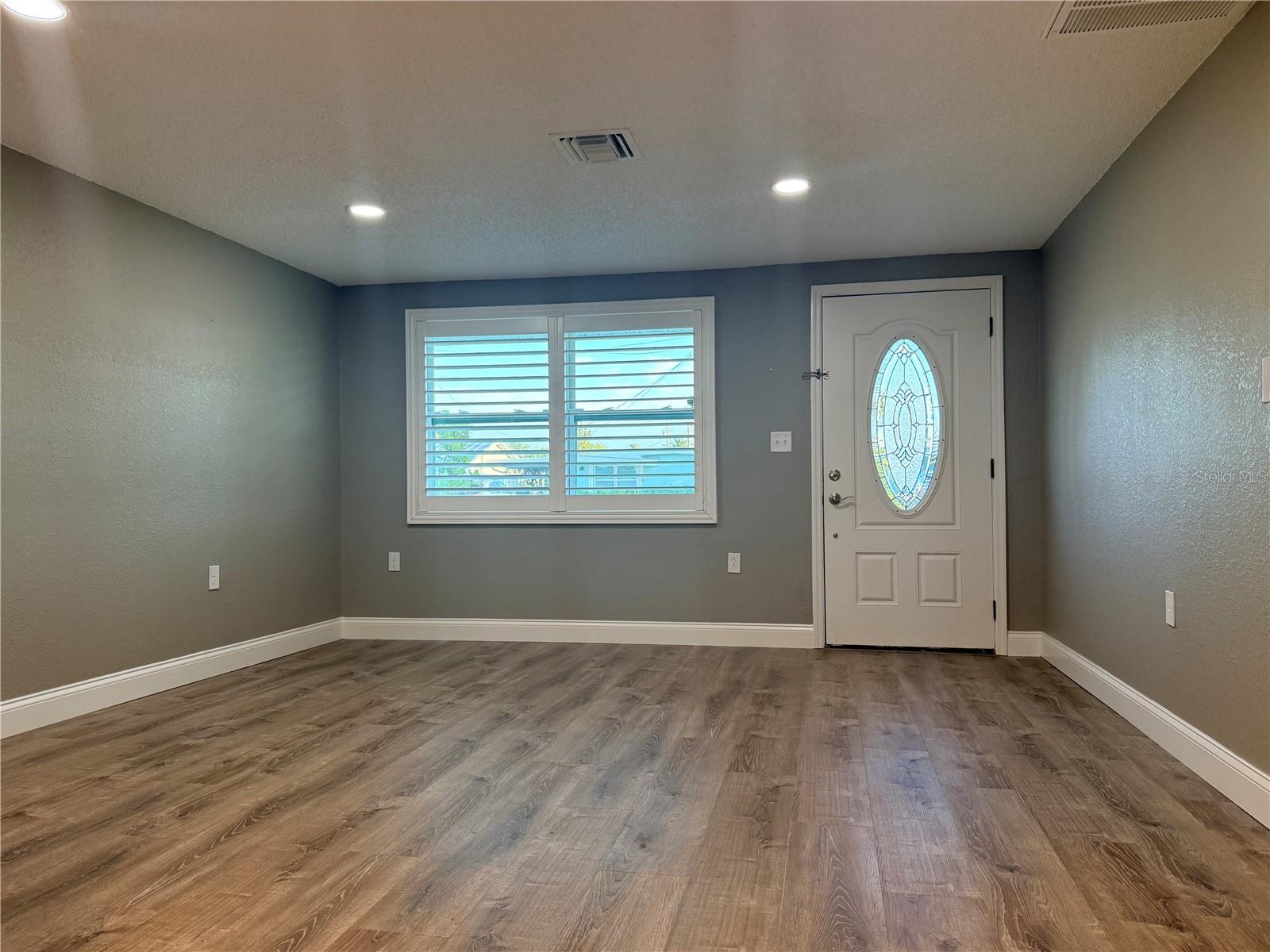 6623 Boatyard Dr Property Photo 3