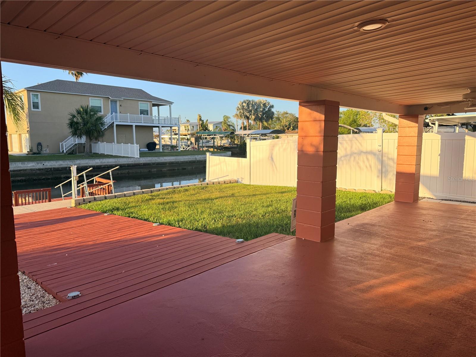 6623 Boatyard Dr Property Photo 10