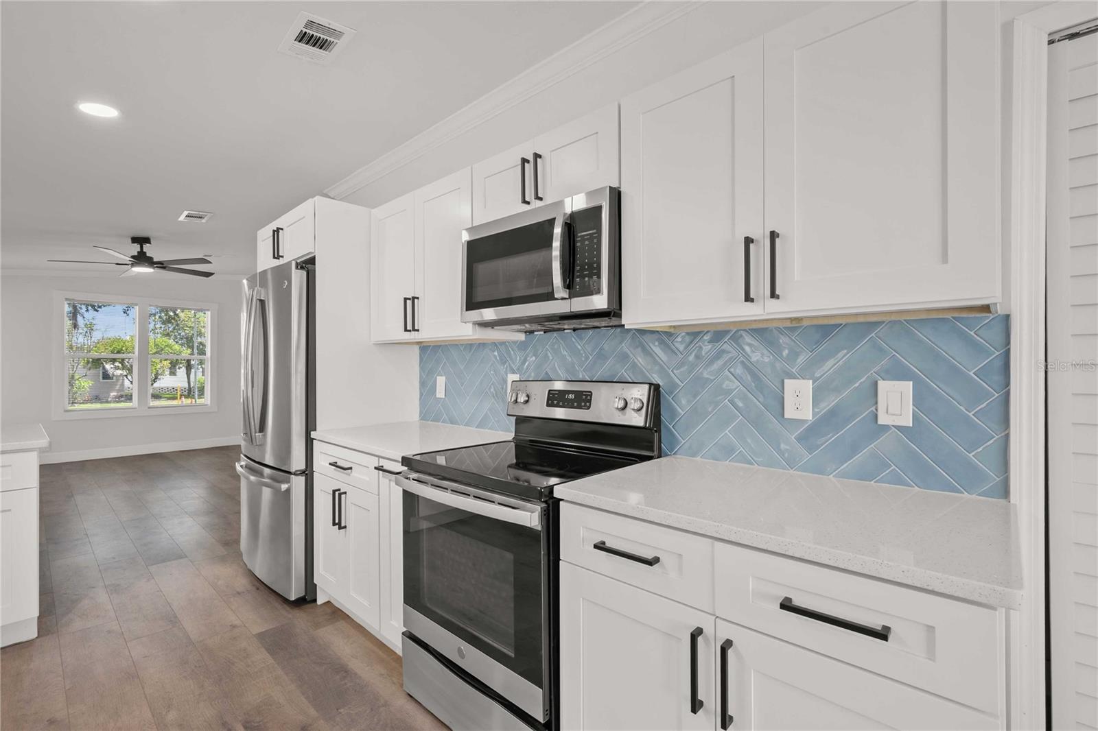 34010 Estates Ln Property Photo 12