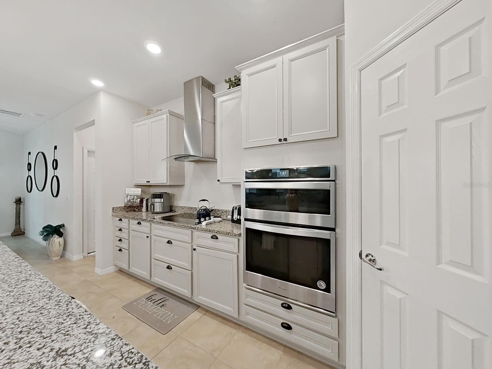 11121 Green Harvest Dr Property Photo 9