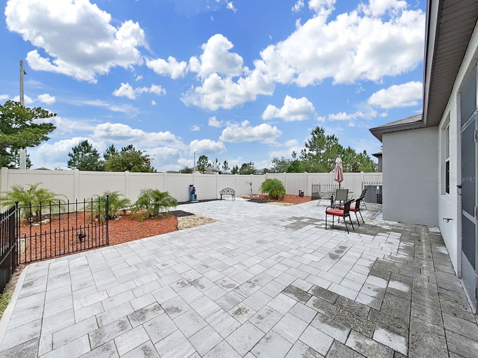 11121 Green Harvest Dr Property Photo 37