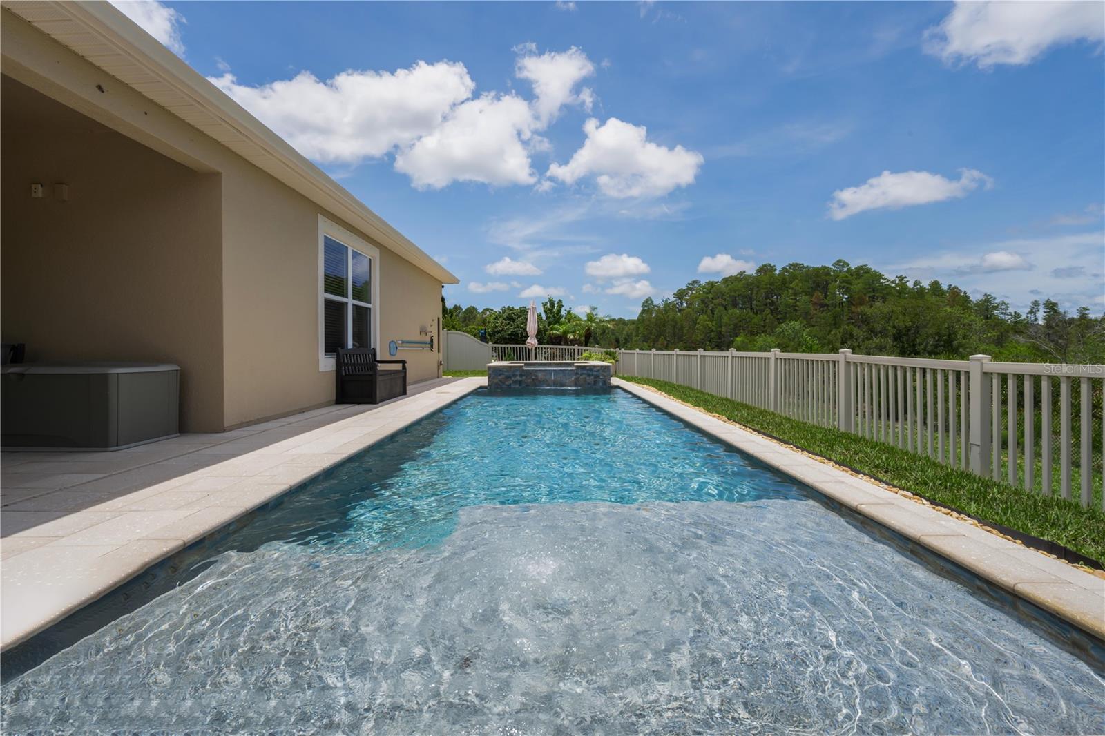 18233 Roseate Dr Property Photo 10