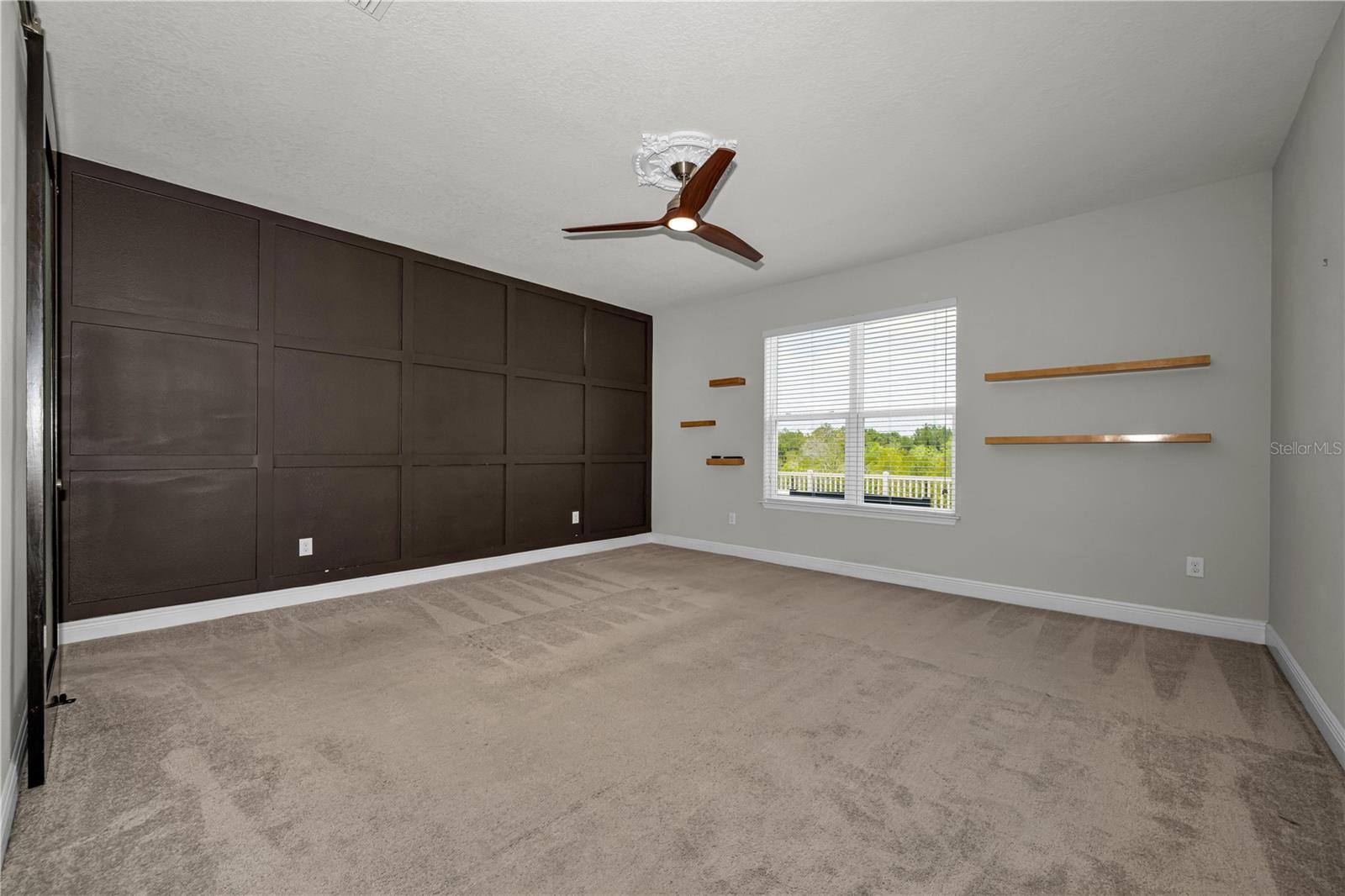 18233 Roseate Dr Property Photo 27