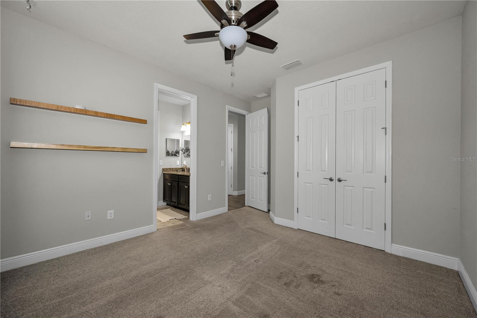18233 Roseate Dr Property Photo 33