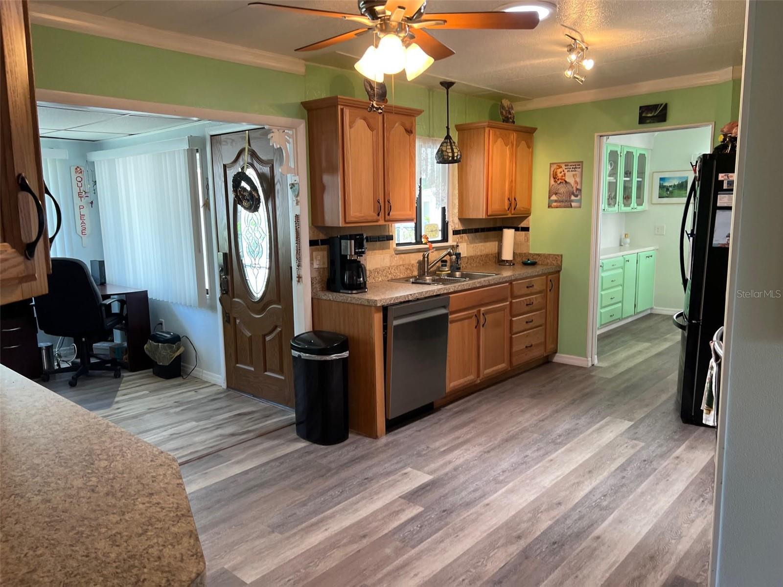 29250 Us Highway 19 N #12 Property Photo 13
