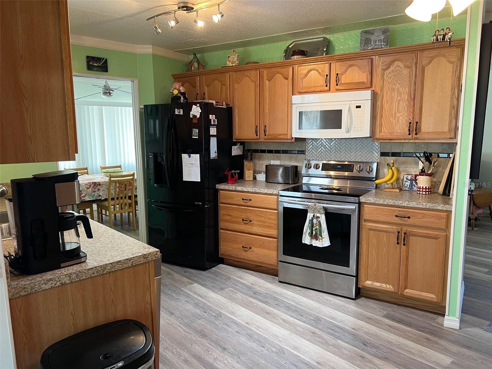 29250 Us Highway 19 N #12 Property Photo 14