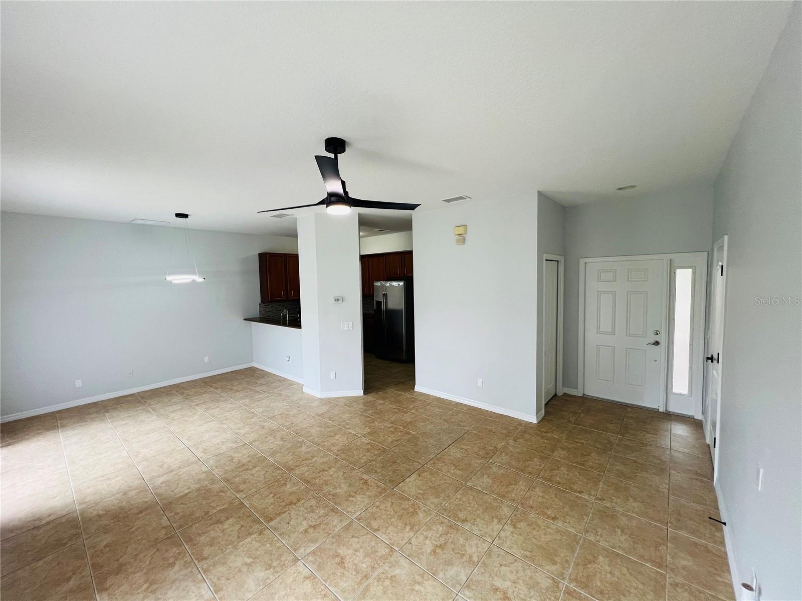 9096 Iron Oak Ave Property Photo 3
