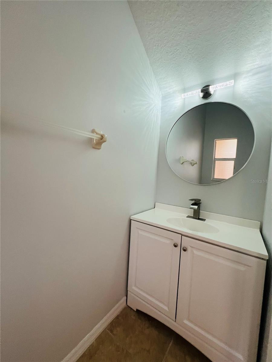 9096 Iron Oak Ave Property Photo 5