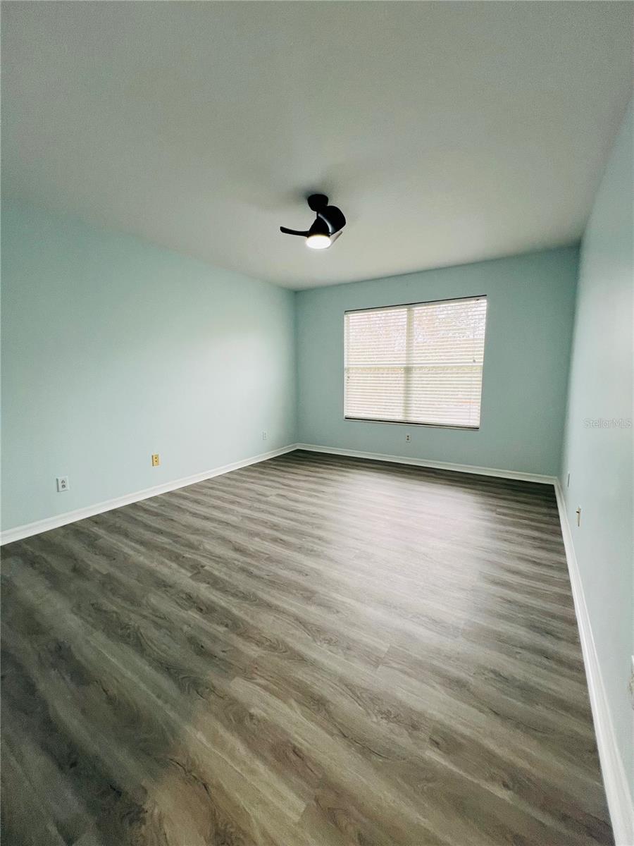 9096 Iron Oak Ave Property Photo 14