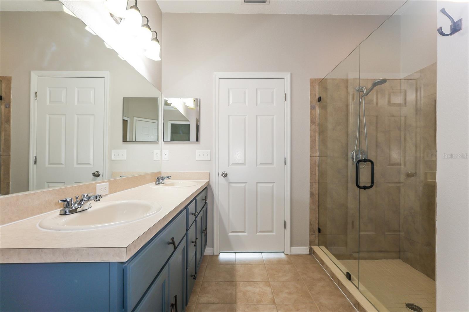 814 Coade Stone Dr Property Photo 24