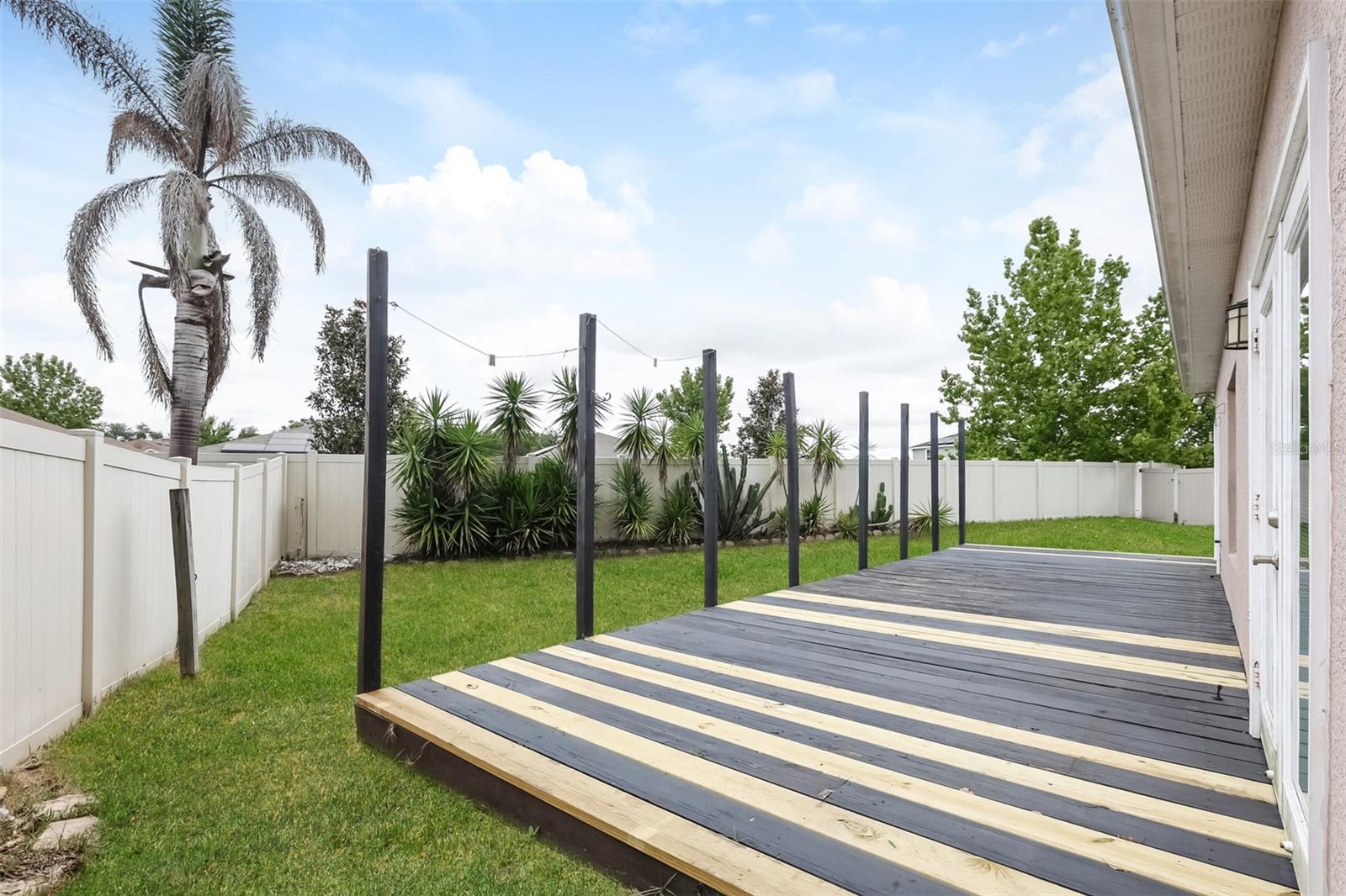 814 Coade Stone Dr Property Photo 32