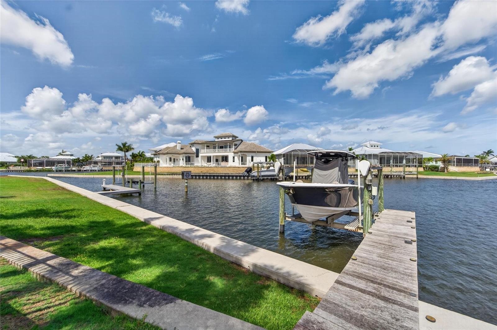 5722 Sea Trout Pl Property Photo 88