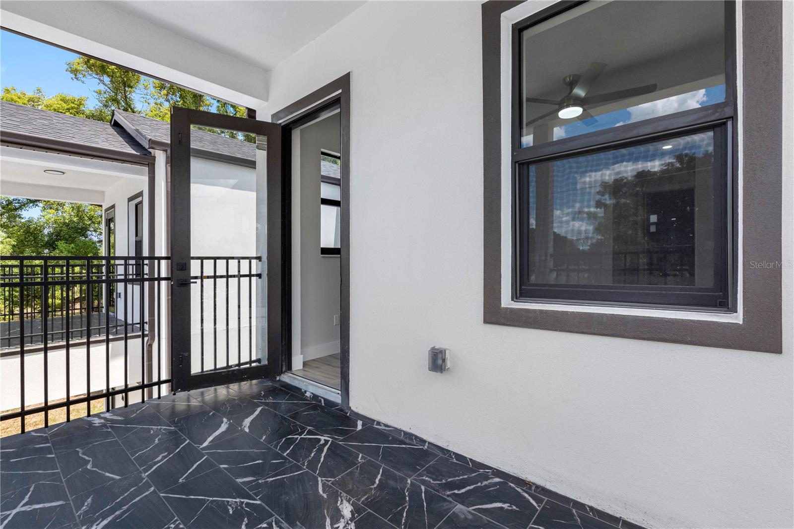 7015 N Central Ave #unit B Property Photo 11