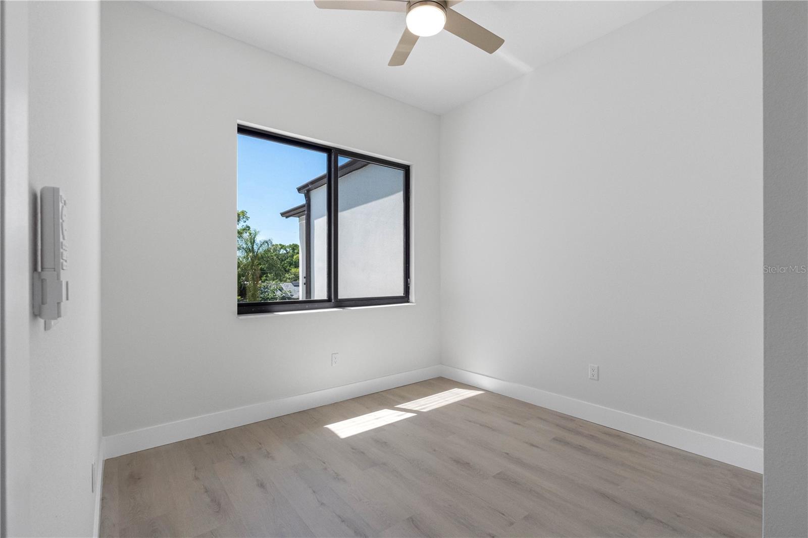 7015 N Central Ave #unit C Property Photo 29