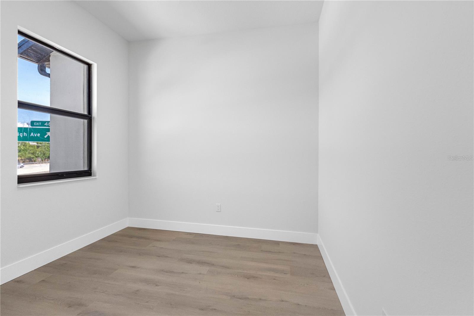 7015 N Central Ave #unit C Property Photo 31