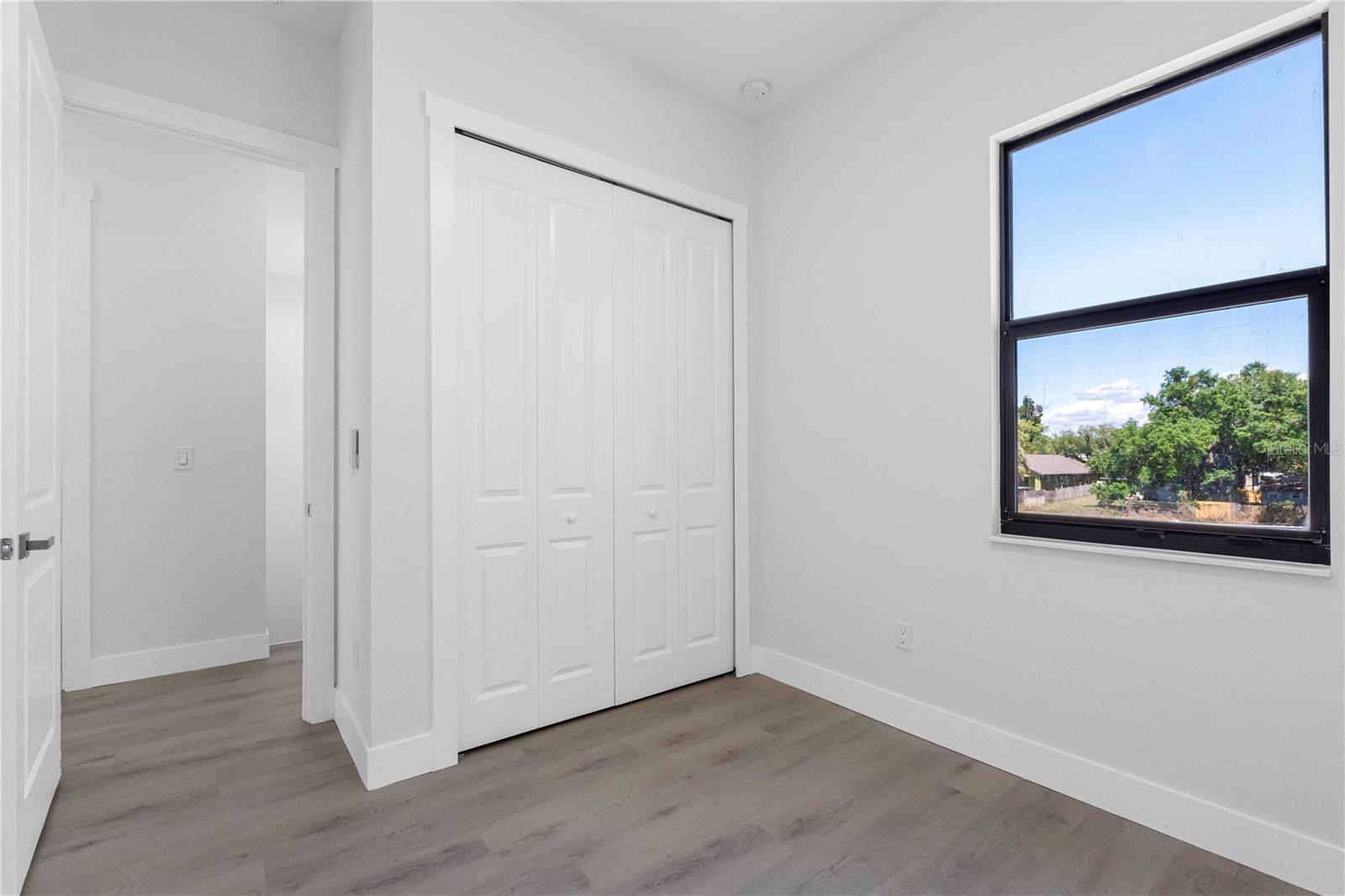 7015 N Central Ave #unit C Property Photo 32