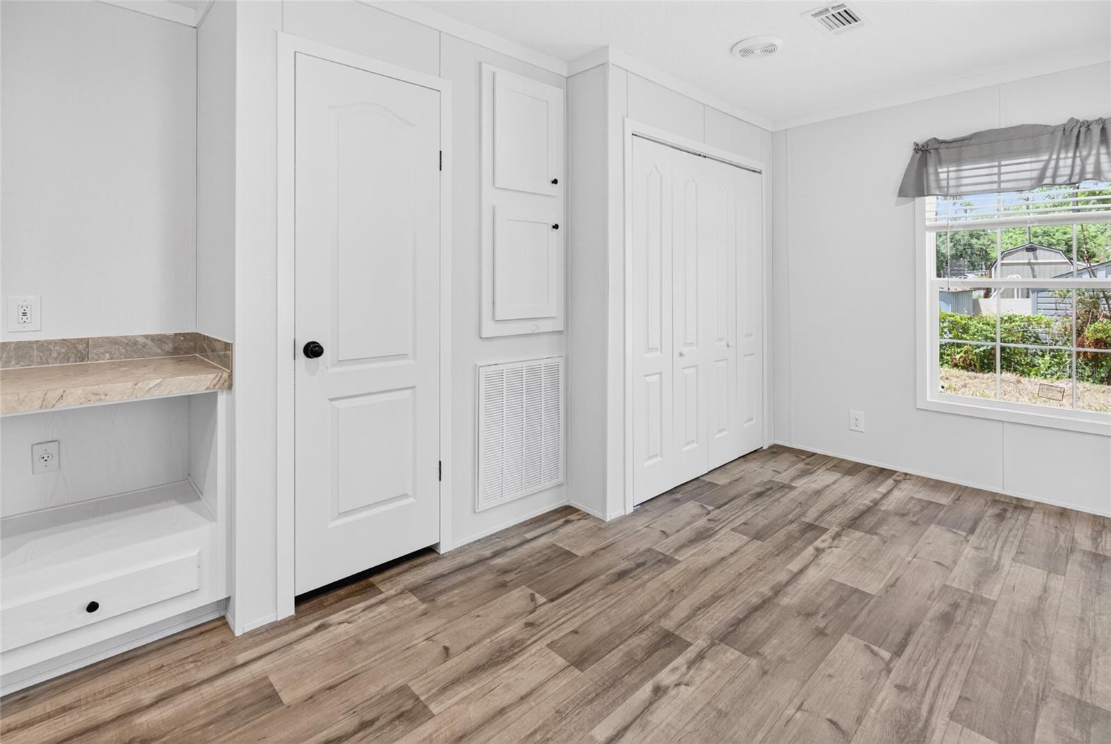 17475 Tavern Rd Property Photo 14