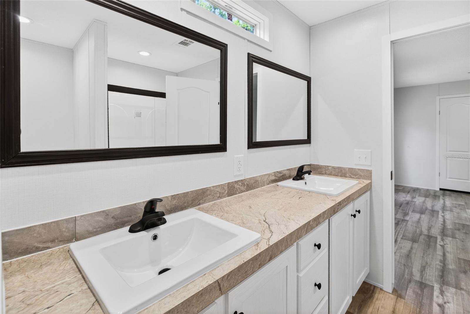 17475 Tavern Rd Property Photo 18