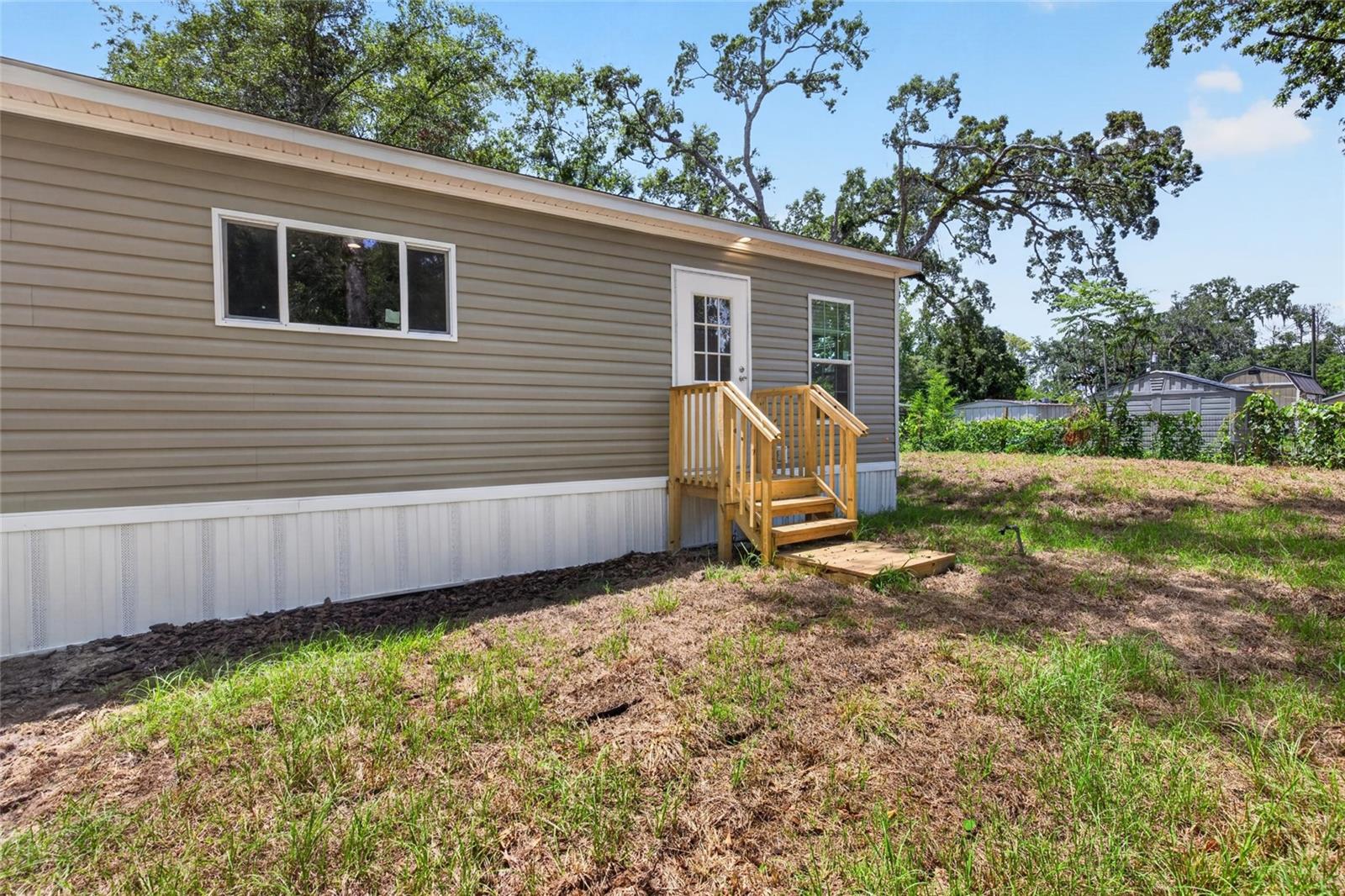 17475 Tavern Rd Property Photo 24